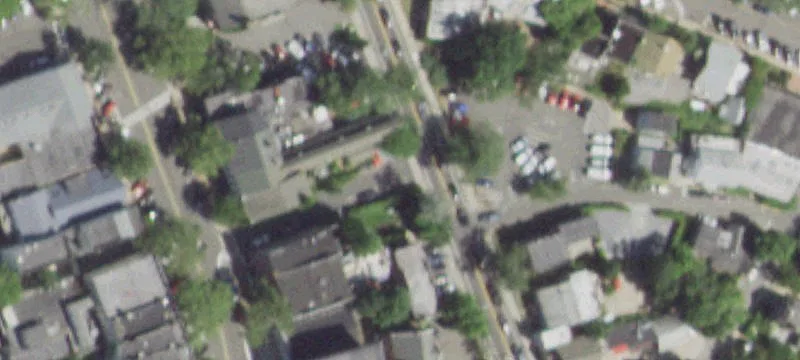 28 Division St