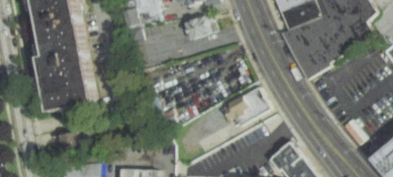 43 Main St