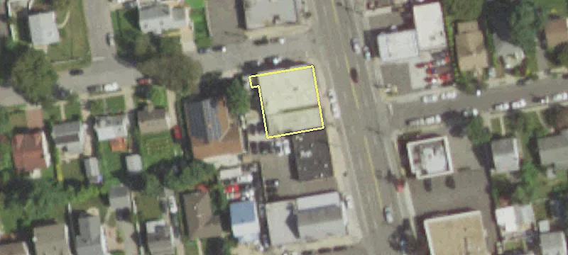 945 Willis Ave