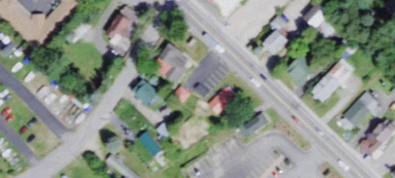 514 Lk Flower Ave