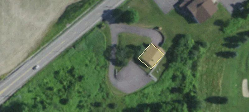 4376 Lakeville Rd