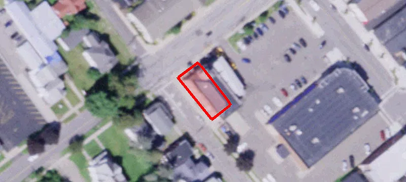 9 Riv St