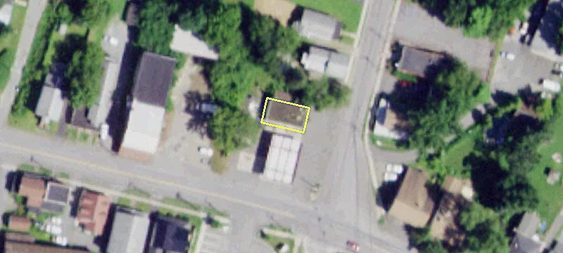 2 Albany Ave