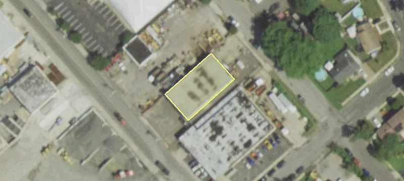 801 Queens Ave