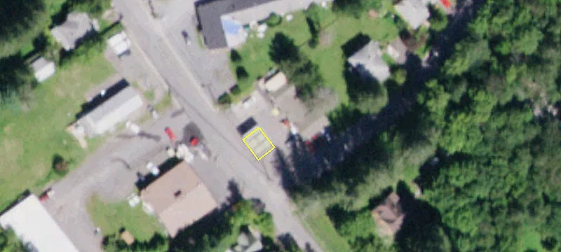 1293 Main St