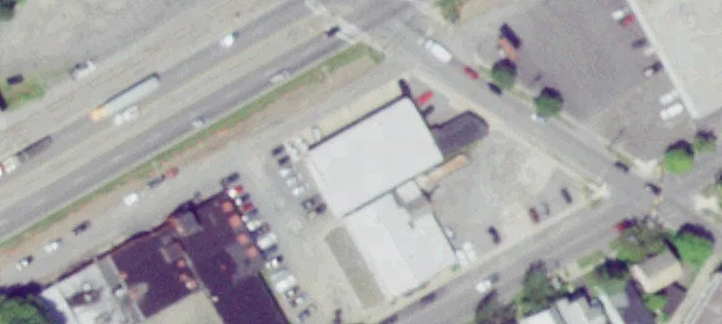 909 Oswego St