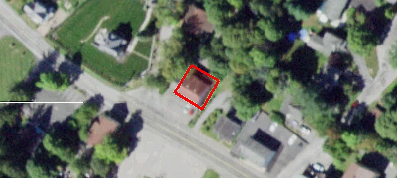 18 Main St
