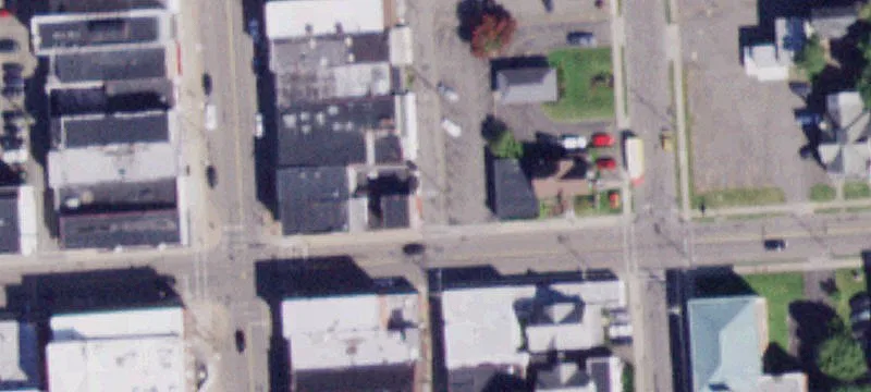 1305 Monroe St