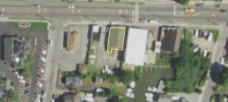 200 Main St