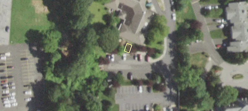 60 Chateau Ln
