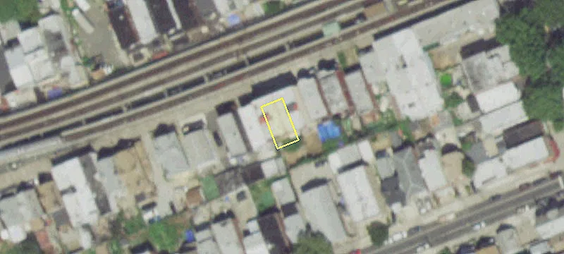 10454 Roosevelt Ave