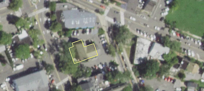 12 Division St