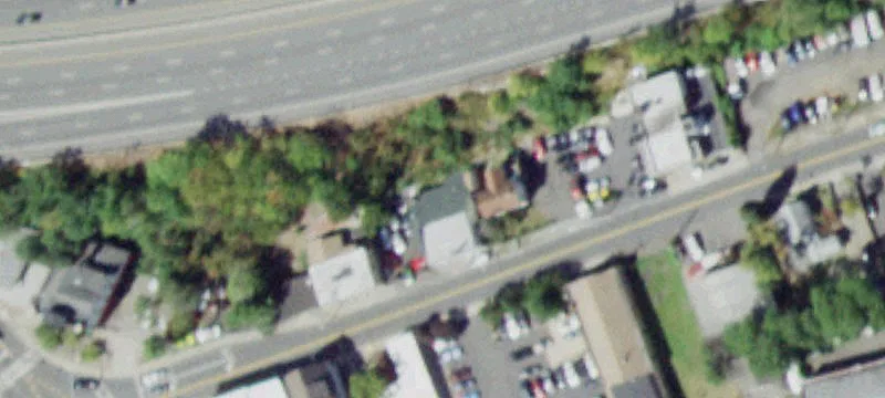 12 Wayne Ave