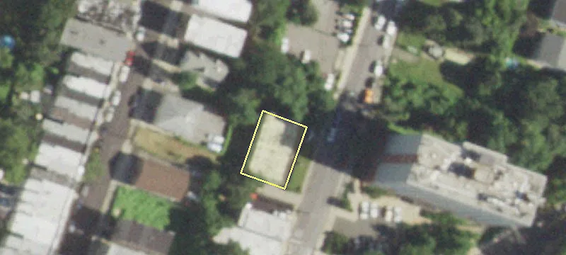 225 Rdg Ave