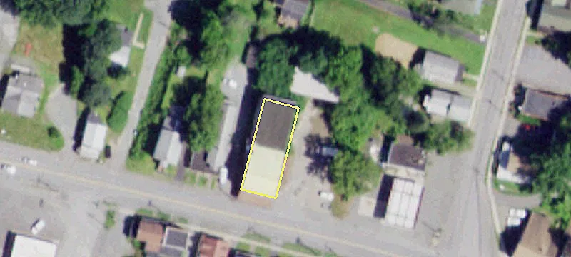 8 Albany Ave