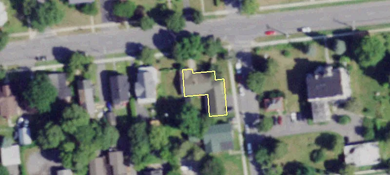 81 Brinkerhoff St