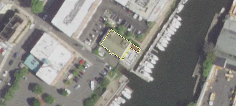 111 Willett Ave