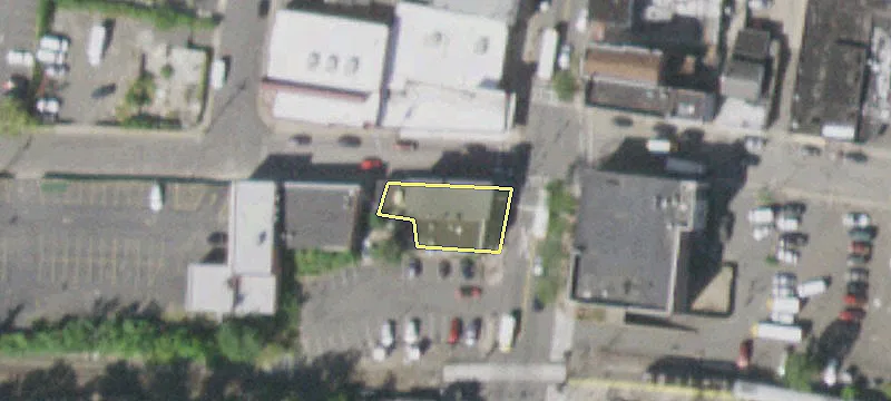 7 Main St