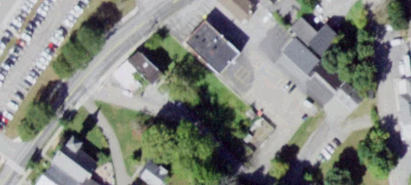 8 Perrone Ln
