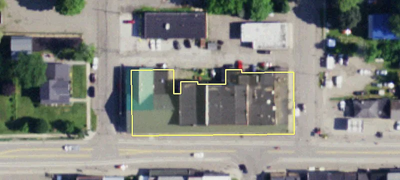 121 Main St
