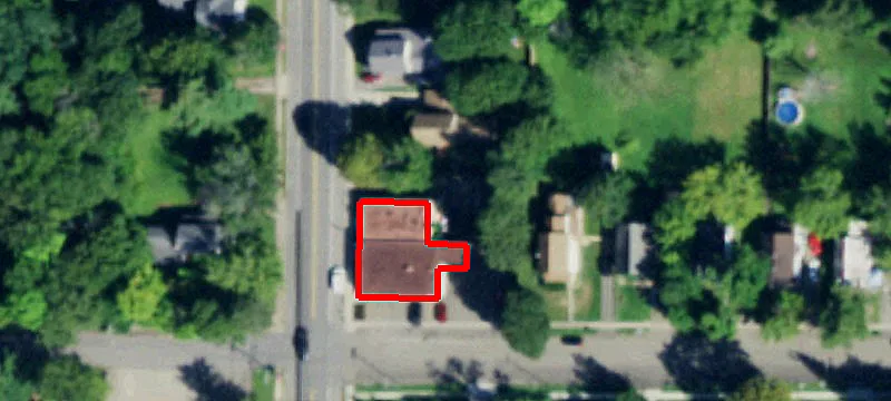 10605 Main St