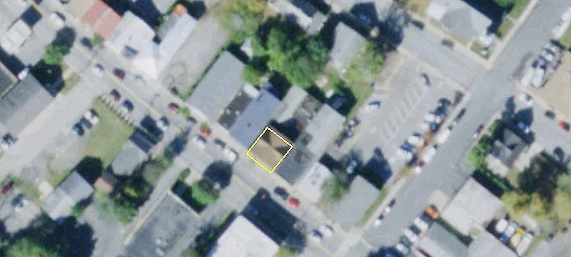 72 Main St