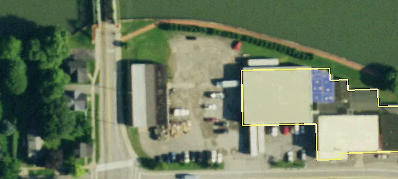 214 Commercial St