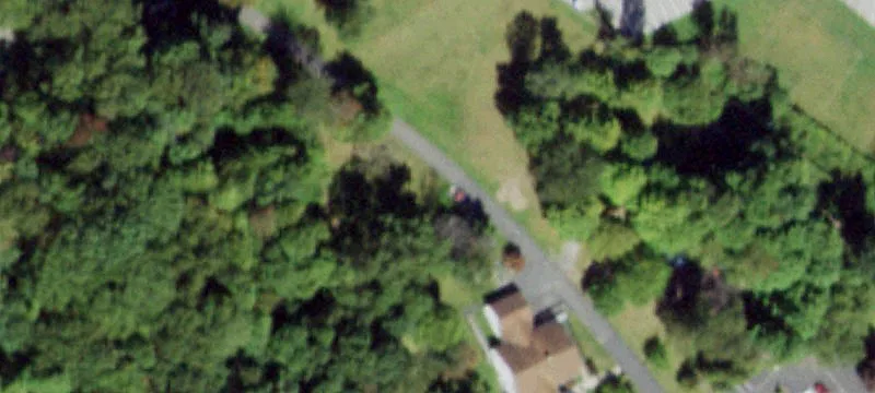121 Harriman Woods Dr