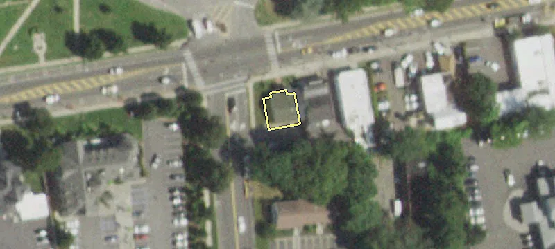 660 Main St
