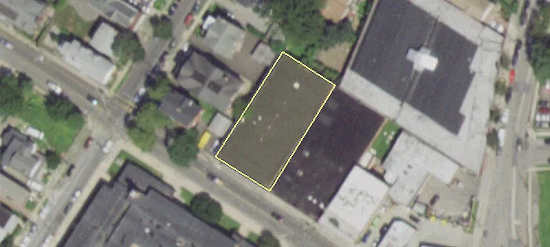 25 Oak St