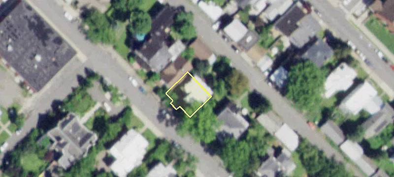 326-328 Allen St