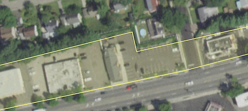 681 Old Country Rd