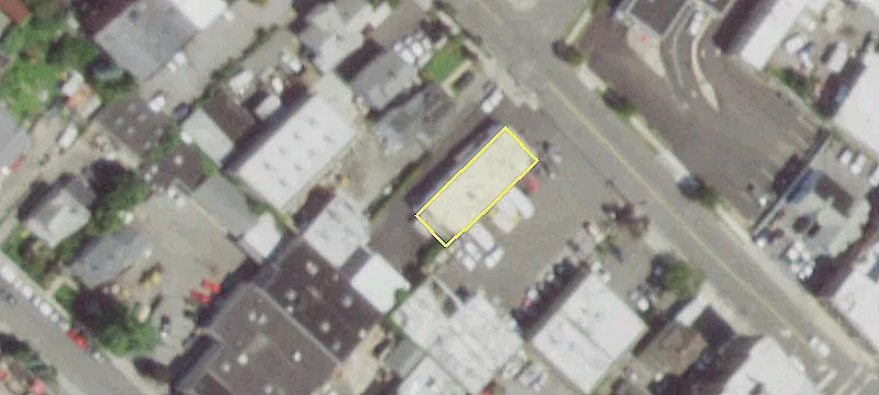 28 Webster Ave