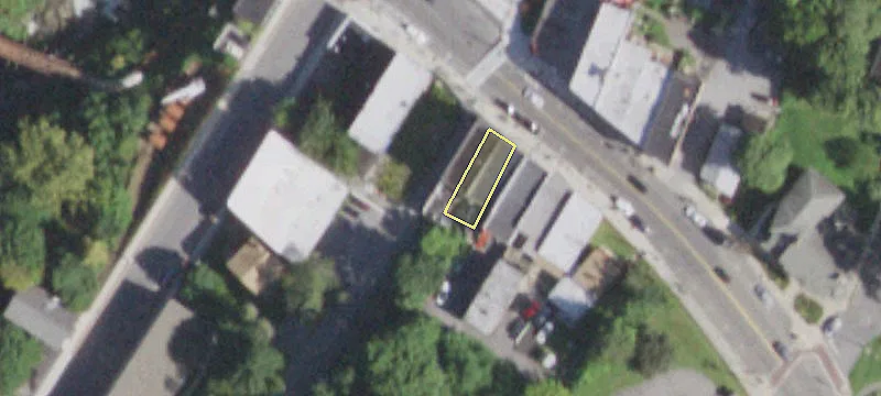 2657 Main St