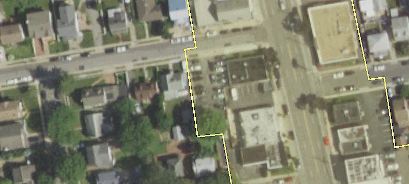 927 Willis Ave