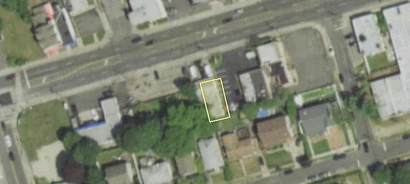 637 Montauk Hwy