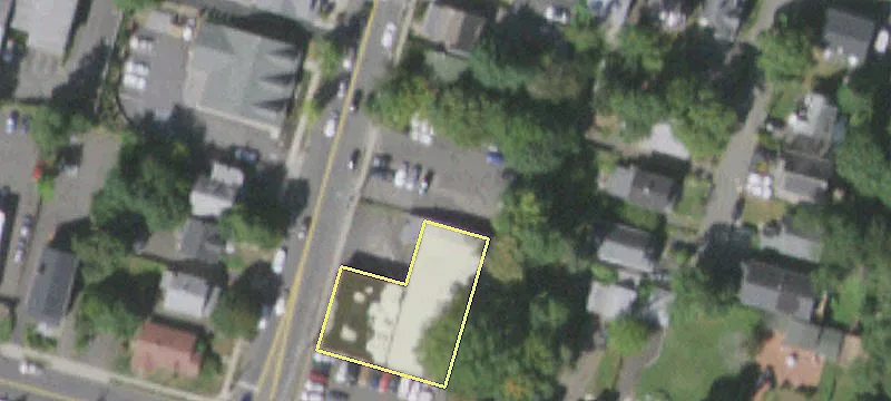 77 Highland Ave