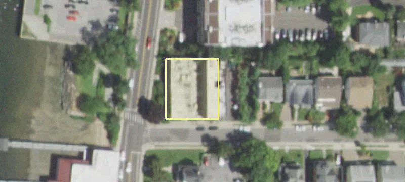 382 Main St
