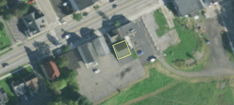 87 Main St