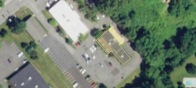 107 Everett Rd