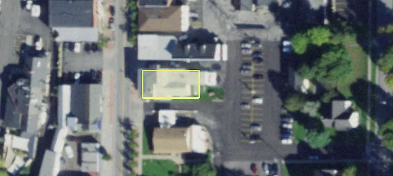 17 Commercial St