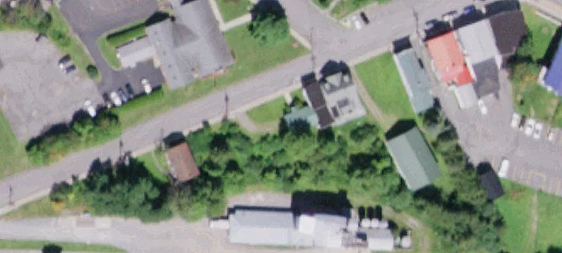 15 Railroad Ave