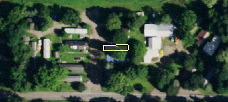 9582 Middle Rd