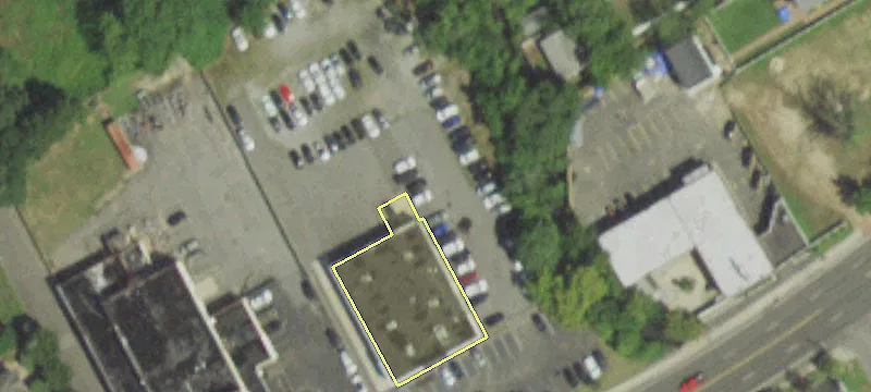 100 Montauk Hwy