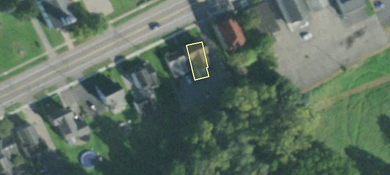 73 Main St