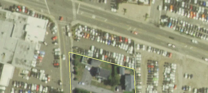 315 Merrick Rd