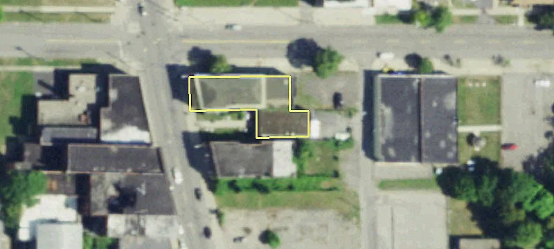 2021 Main St