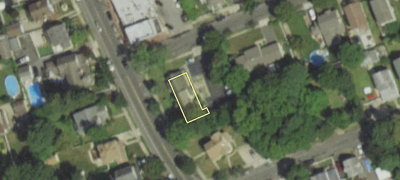 256 Wellwood Ave