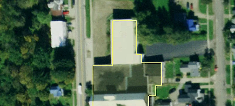 124 Main St