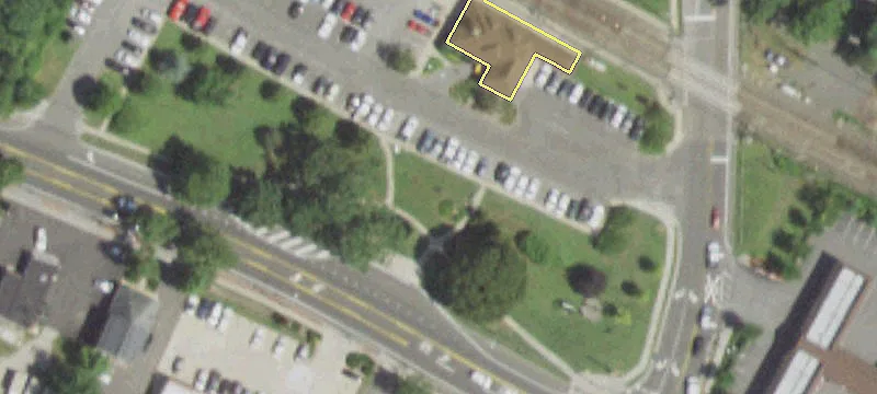 1279 Montauk Hwy